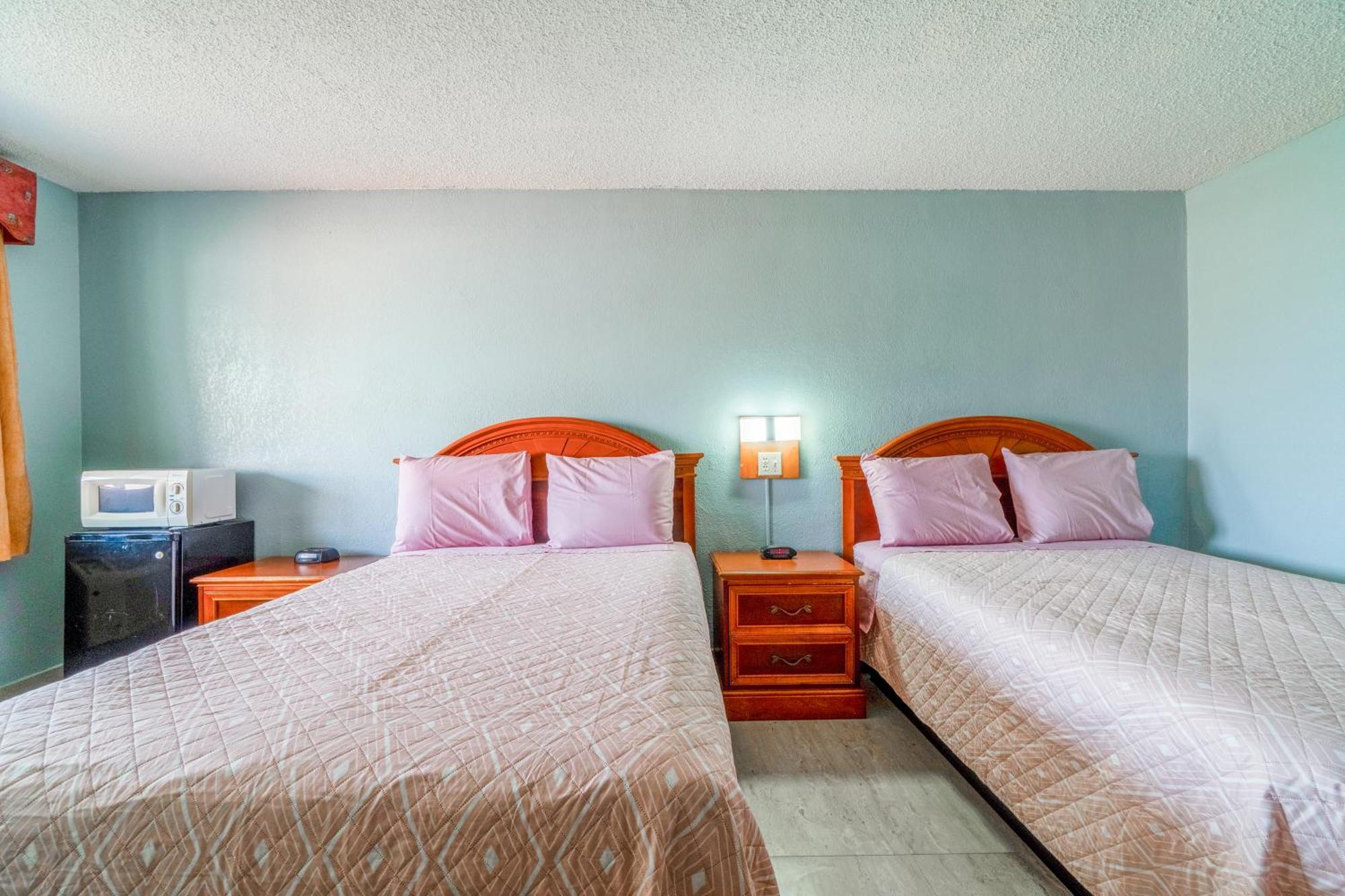 Plaza Inn&Suites Harlingen Exterior foto