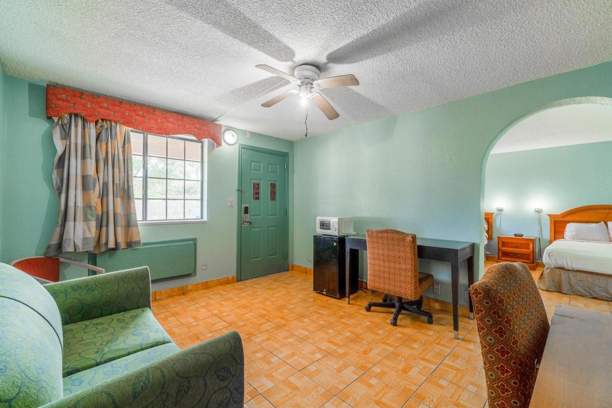 Plaza Inn&Suites Harlingen Exterior foto