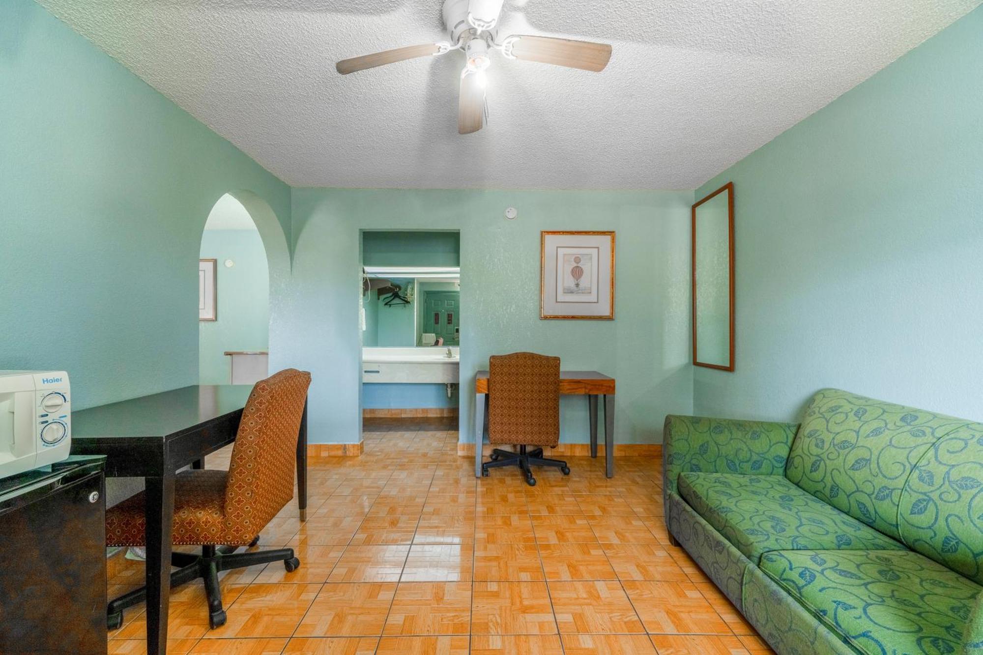 Plaza Inn&Suites Harlingen Exterior foto